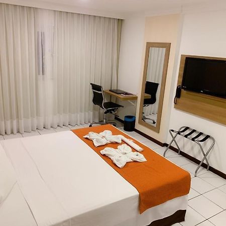 Milor Hotel Pium  Buitenkant foto