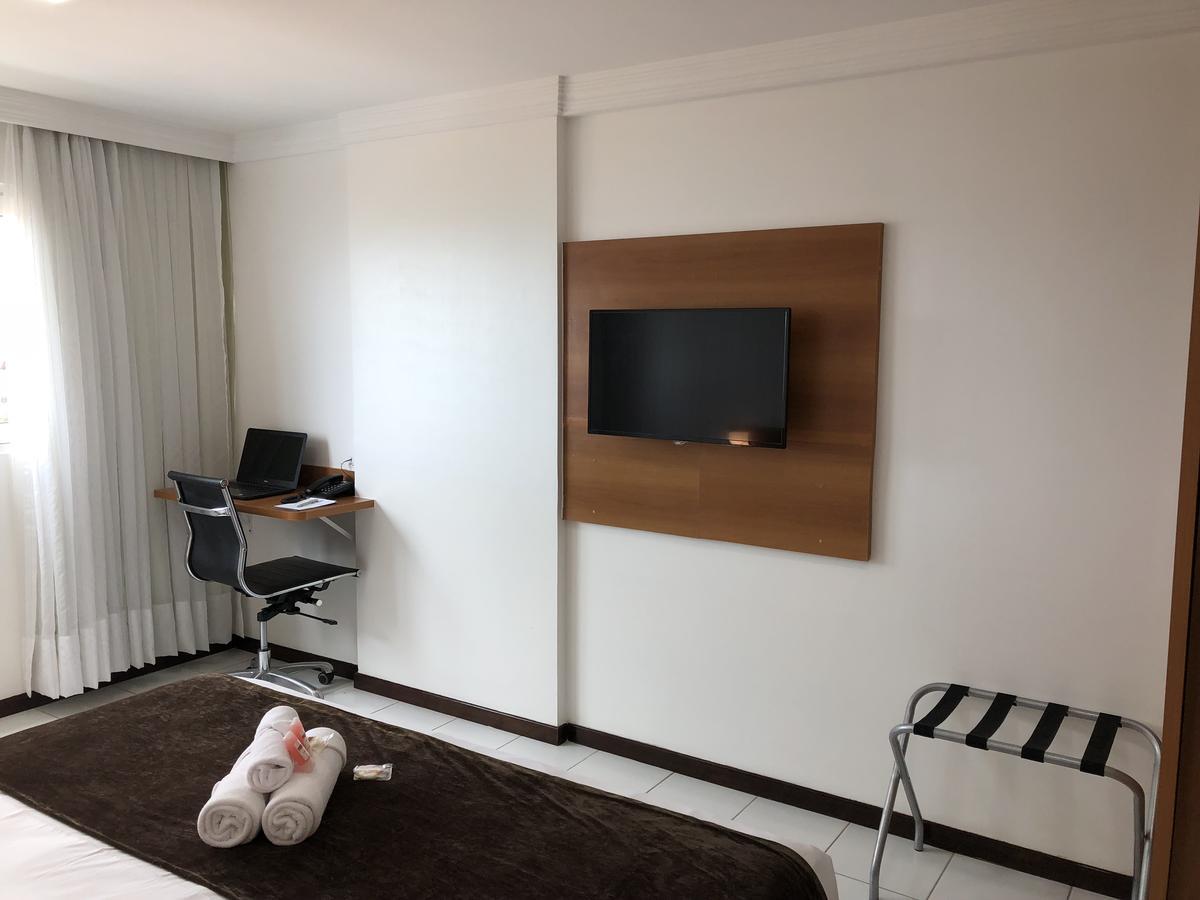Milor Hotel Pium  Buitenkant foto