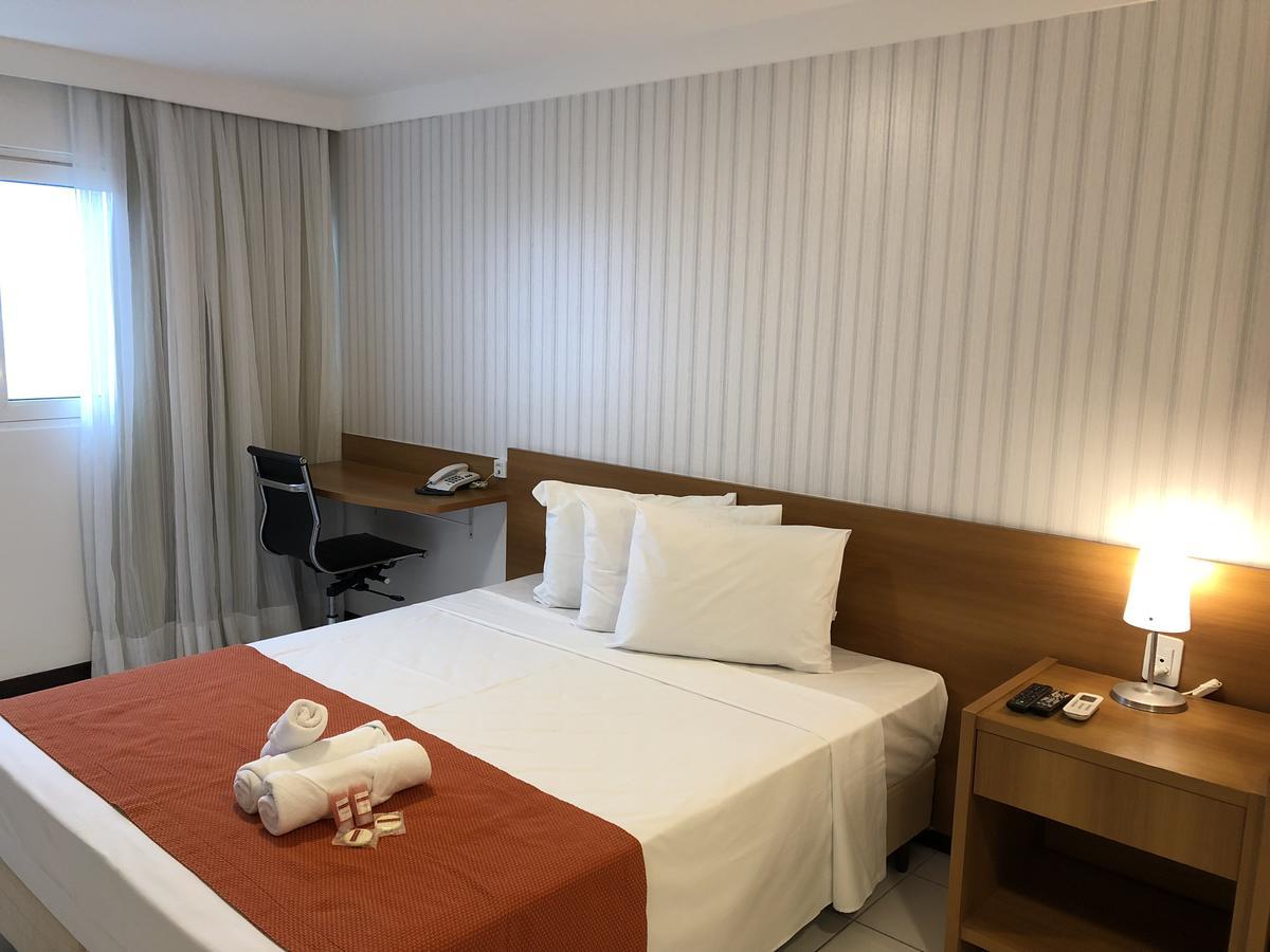 Milor Hotel Pium  Buitenkant foto